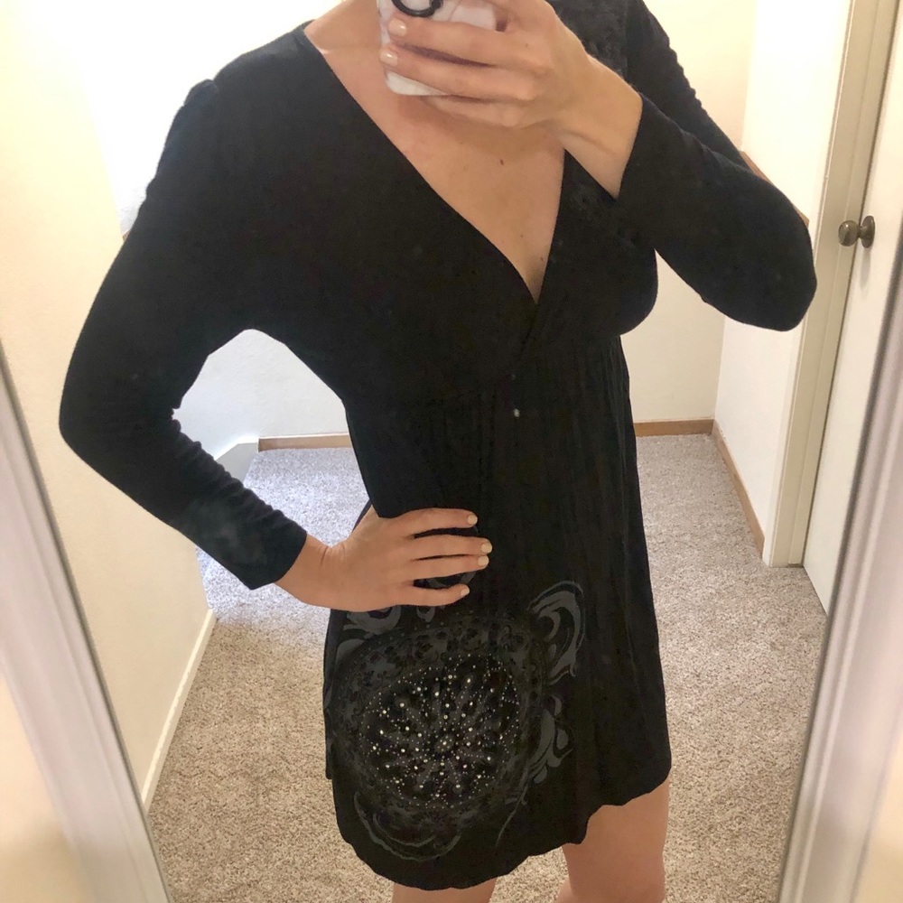 Miss Match small black dress w/ grey graphic print